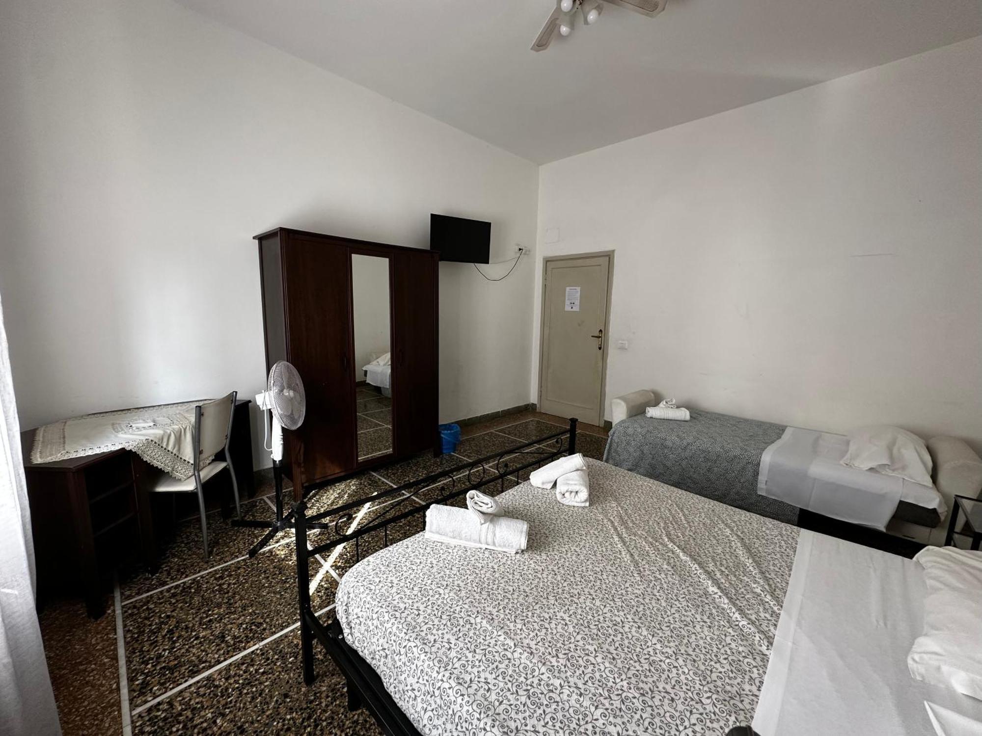 Holiday Pisa Gare 2 Ngoại thất bức ảnh