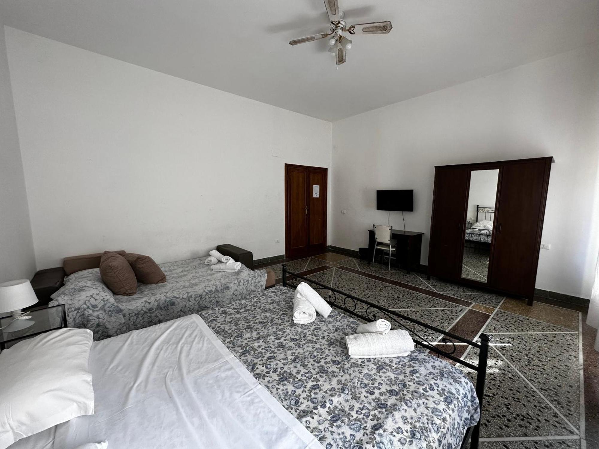 Holiday Pisa Gare 2 Ngoại thất bức ảnh