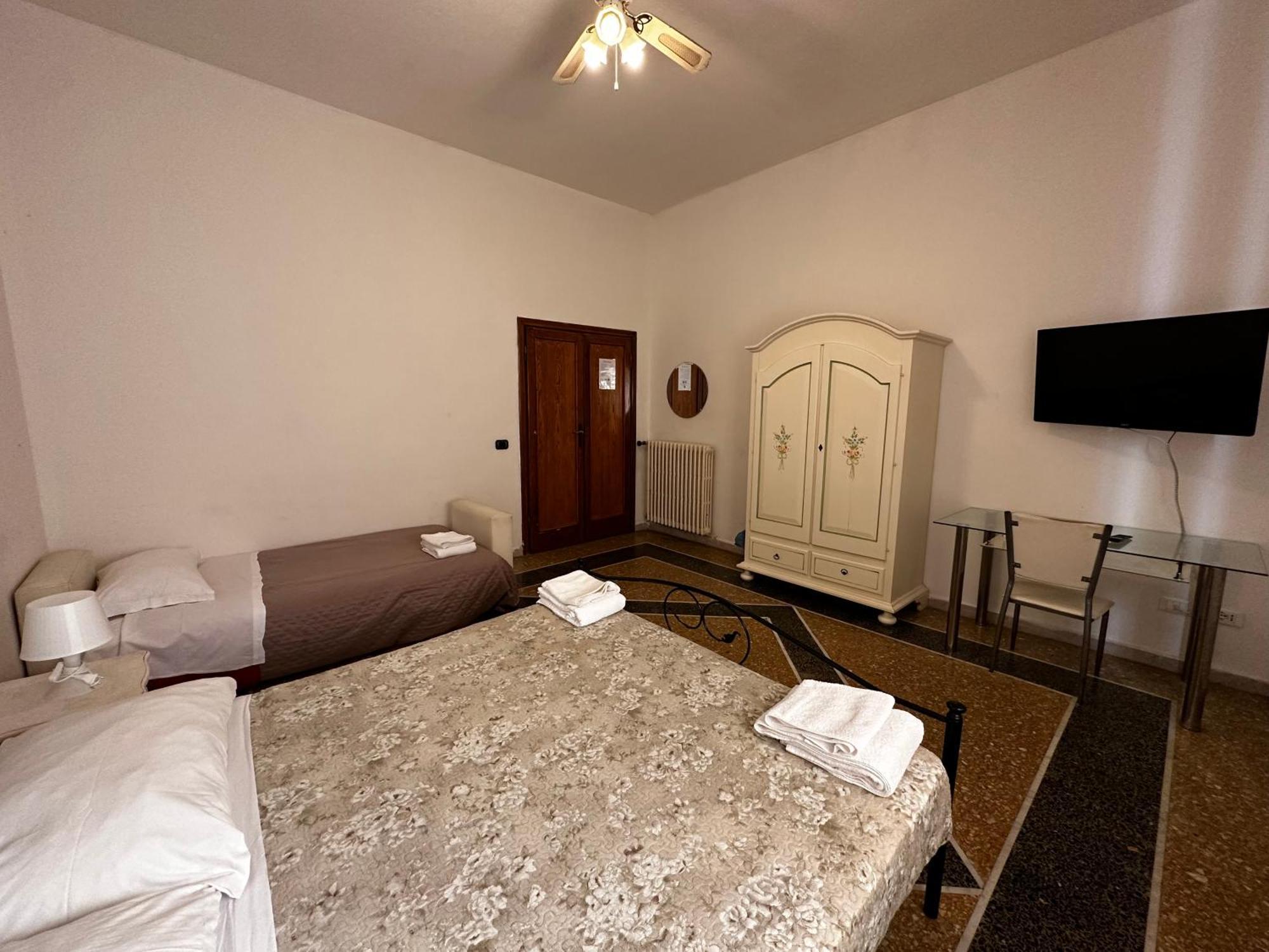 Holiday Pisa Gare 2 Ngoại thất bức ảnh